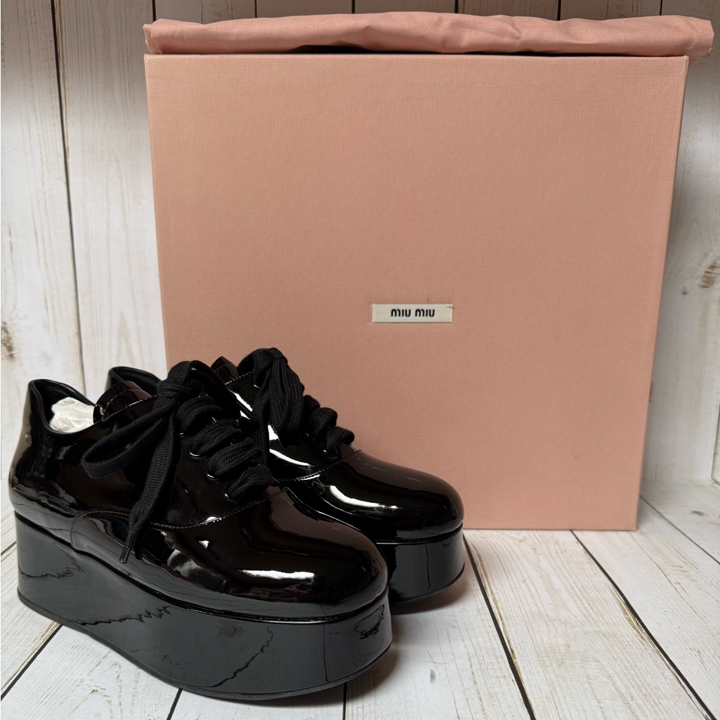 Miu Miu Patent Leather Lace Up Platform Oxford Loafer Black 36 / 6